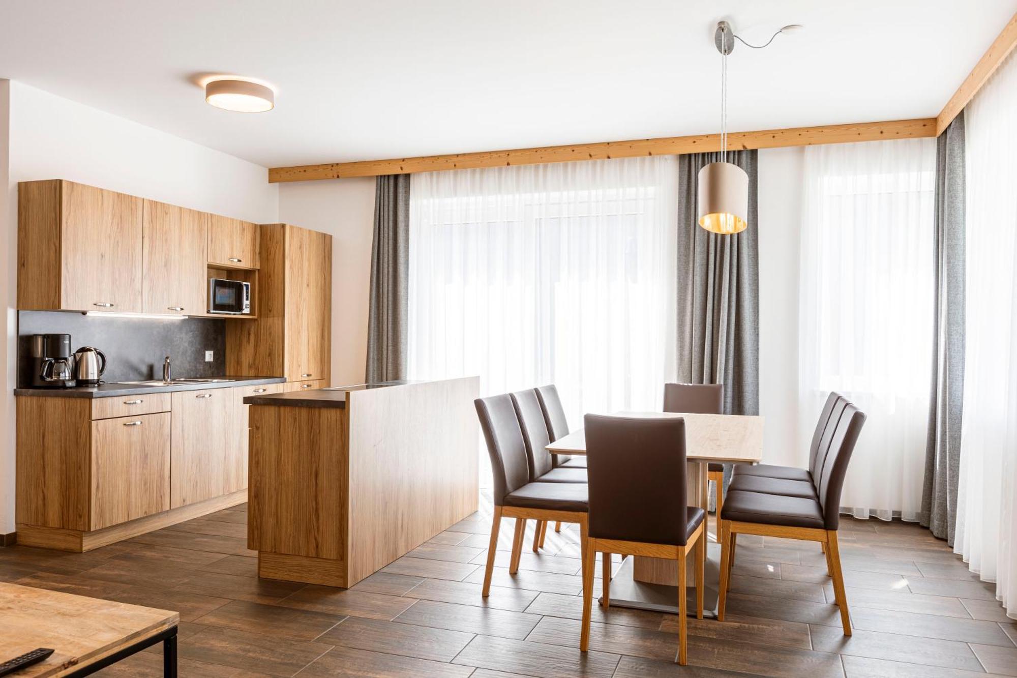 Naturpark Chalets Lambrecht By Alps Resorts Sankt Lambrecht Bagian luar foto