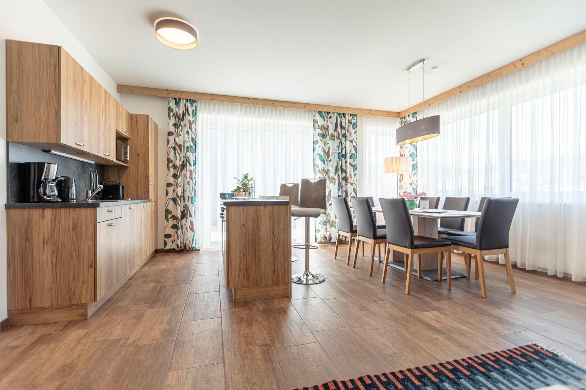 Naturpark Chalets Lambrecht By Alps Resorts Sankt Lambrecht Bagian luar foto